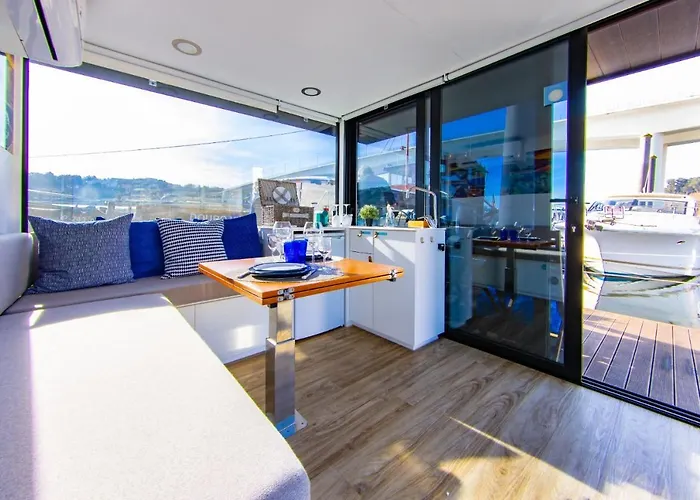 Douro Floating House Porto