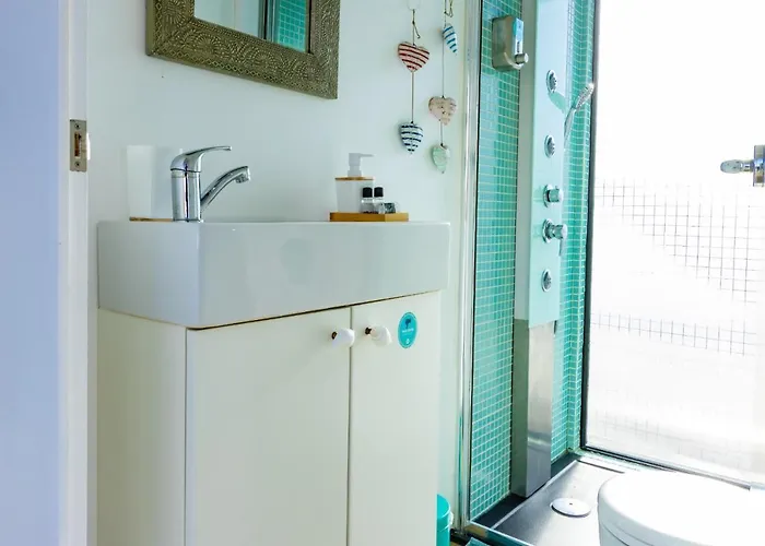 Douro Floating House *